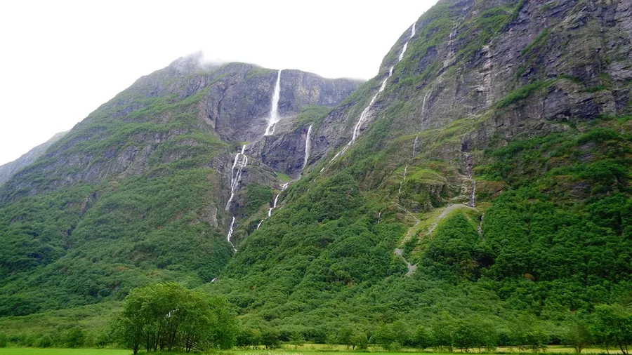 Åmotan Waterfalls