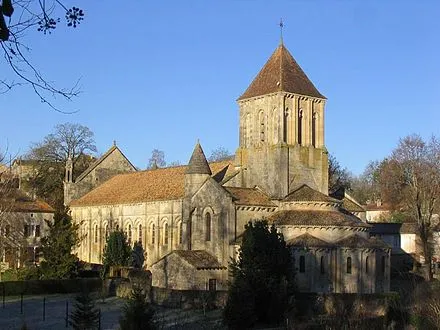 Église Saint-Vivien de Pons
