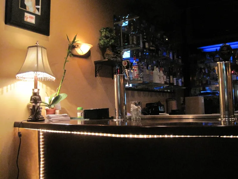  taps bar & grill
