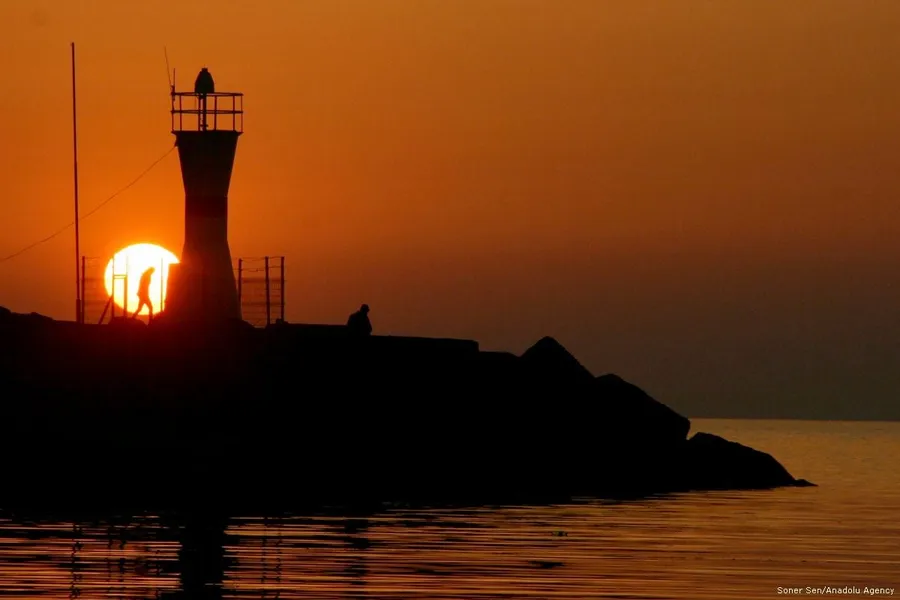 Akçakoca Lighthouse