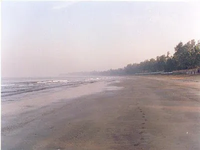 Akshi Beach