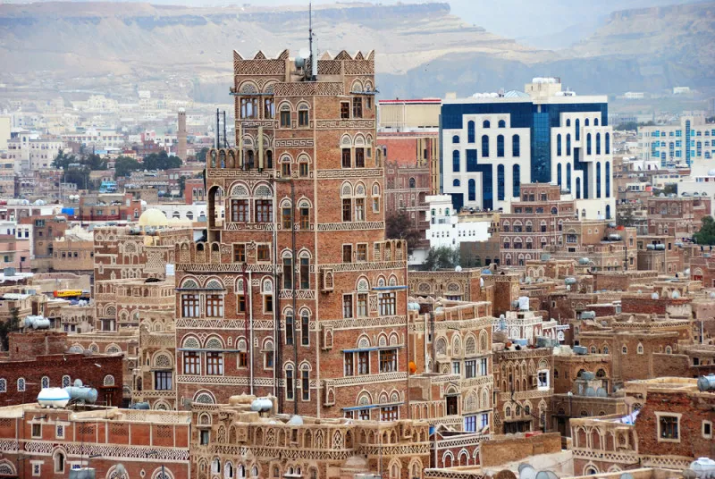 Al-Mahwit Palace