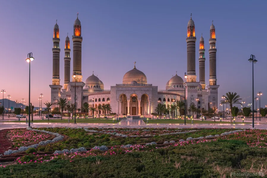 Al-Saleh Mosque