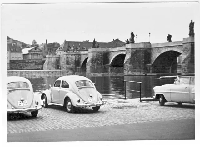 Alte Mainbrücke (Old Main Bridge)