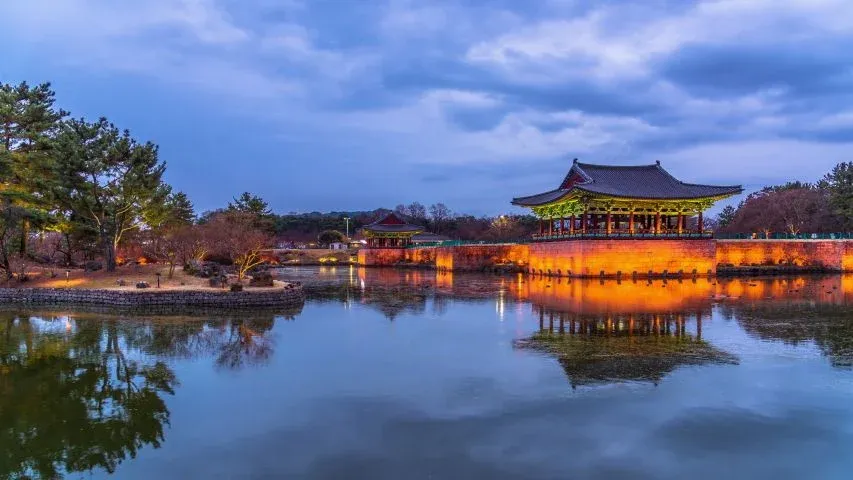 Anapji Pond (Donggung Palace and Wolji Pond)