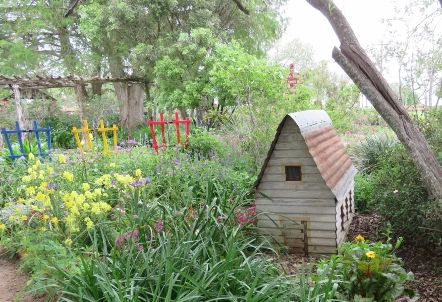 Antique Rose Emporium