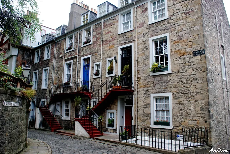 Antoine Dutot Museum & Gallery