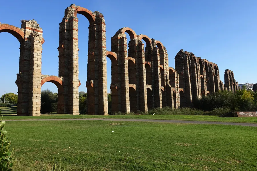 Aqueduct of Los Milagros