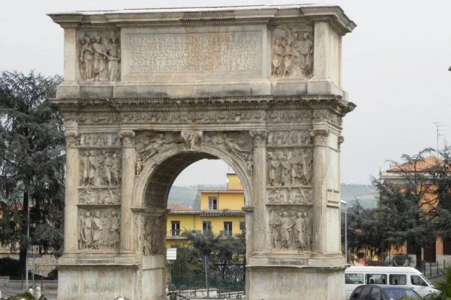 Arco del Sacramento