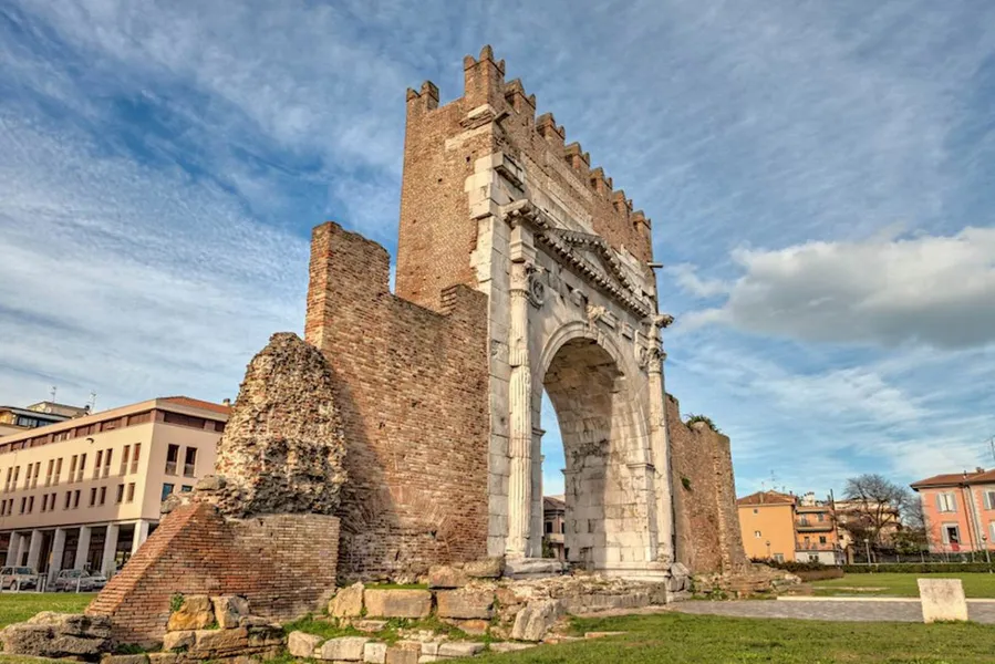 Arco di Augusto