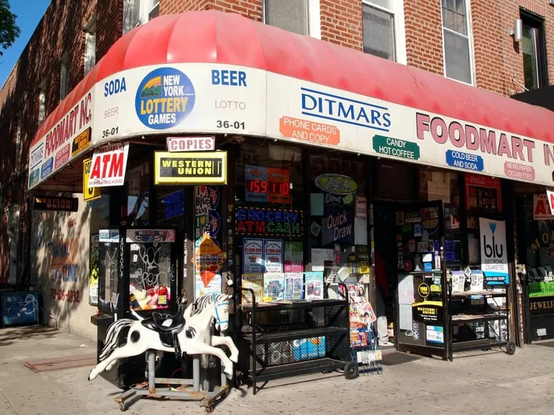 Astoria Sunday Market