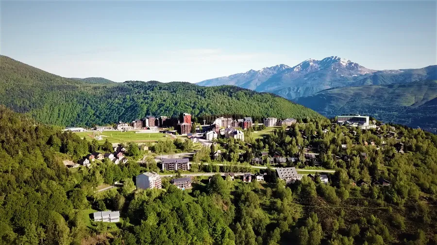 Ax 3 Domaines (Ski Resort)