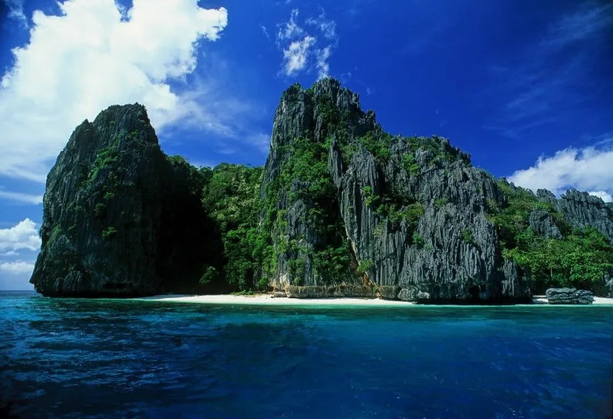 Bacuit Bay