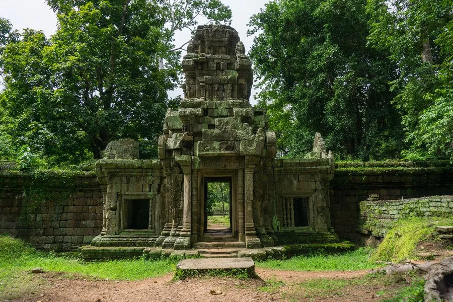 Baphuon Temple