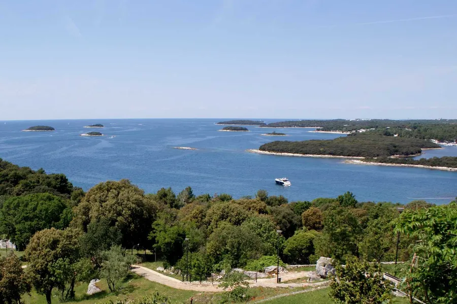 Barbariga Beach