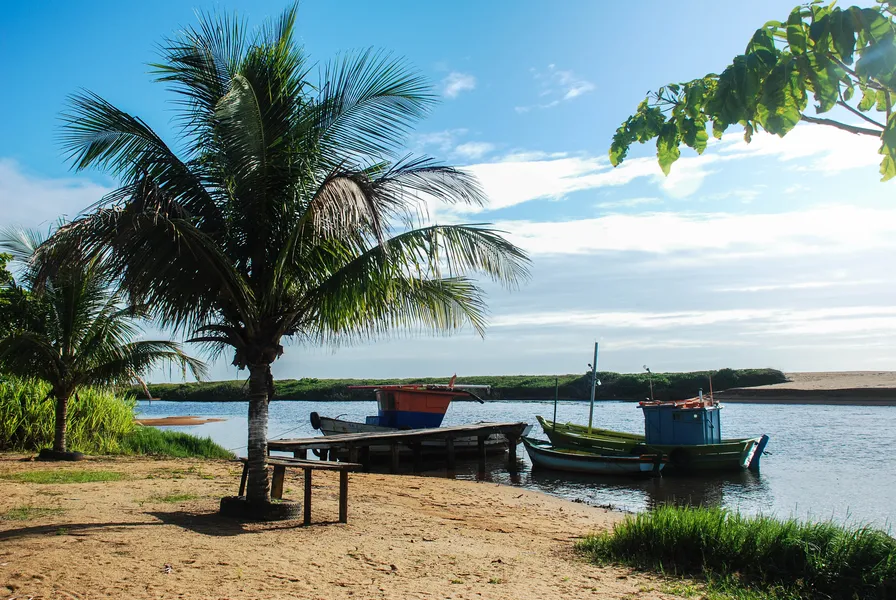 Barra do Riacho Beach