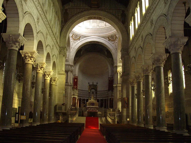Basilique Saint-Martin de Tours