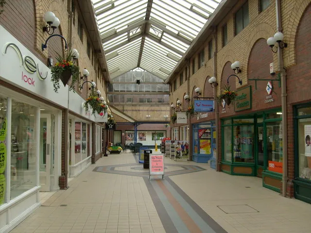 Bear Lanes Shopping Centre