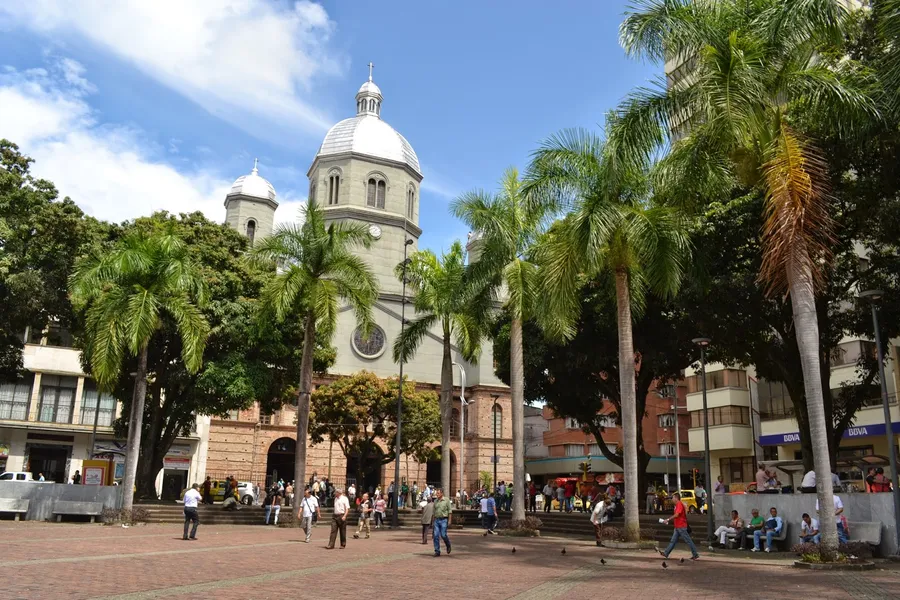 Bolivar Cisneros Park