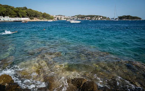 Bonj 'Les Bains' Beach Club