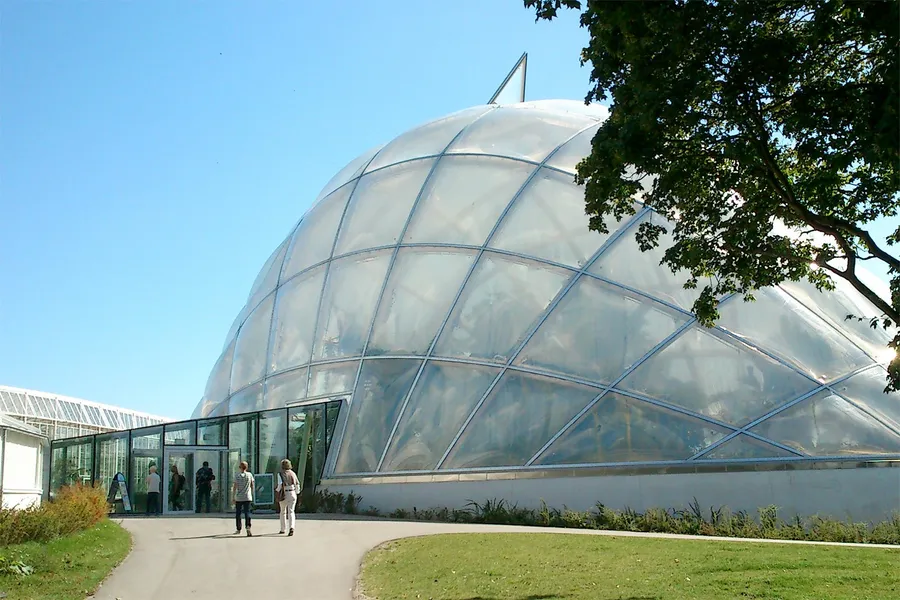 Botanical Garden and Greenhouses