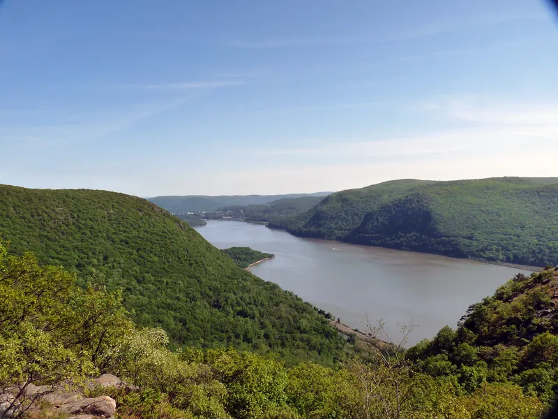 Breakneck Ridge Trail