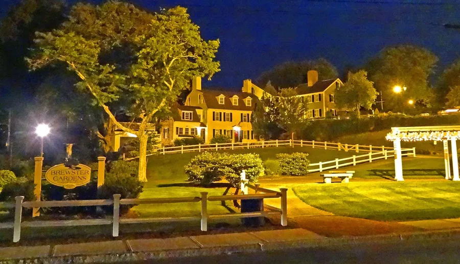 Brewster Gardens