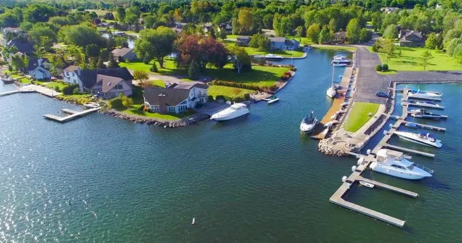 Bridgeport Waterfront Resort