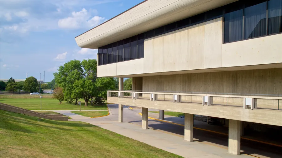 Brunnier Art Museum