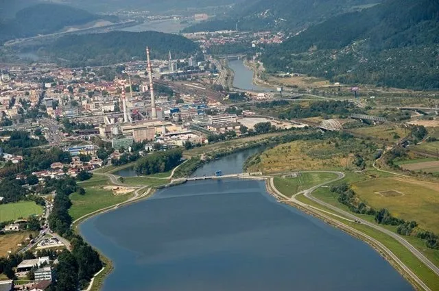 Budatínska Water Dam