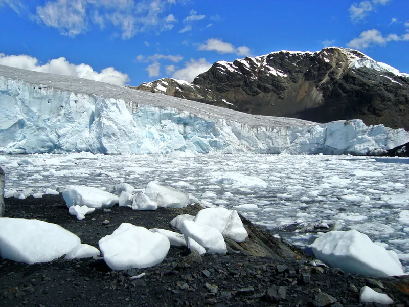 Buerbreen Glacier