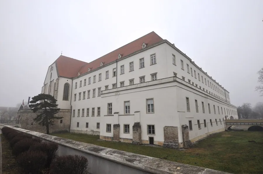 Burg Wiener Neustadt (Castle of Wiener Neustadt)