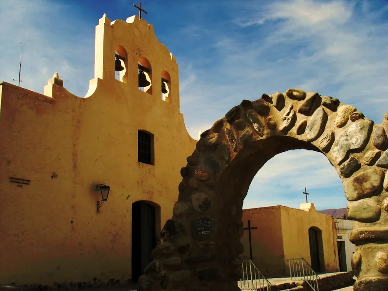 Cachi Church