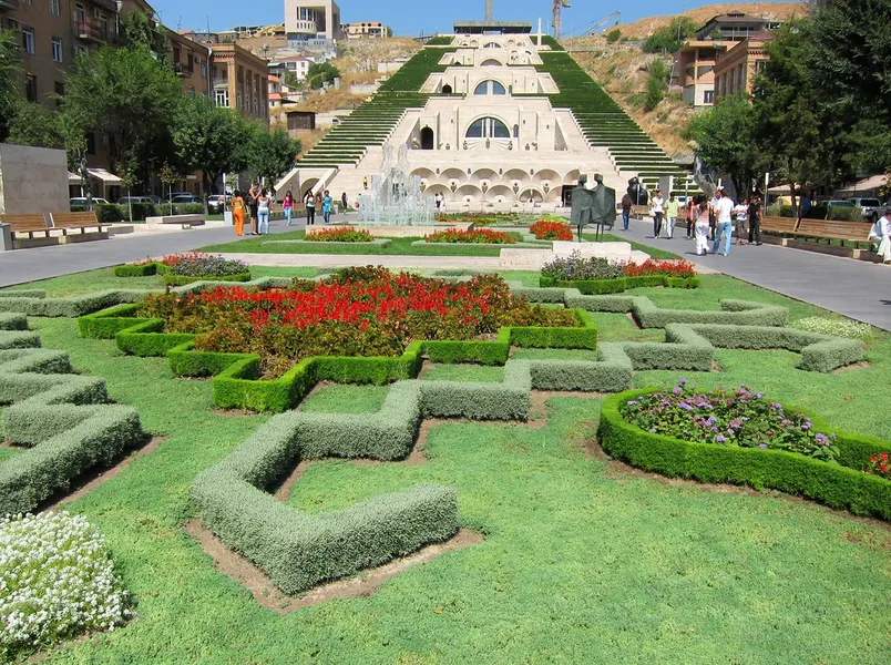 Cafesjian Sculpture Garden