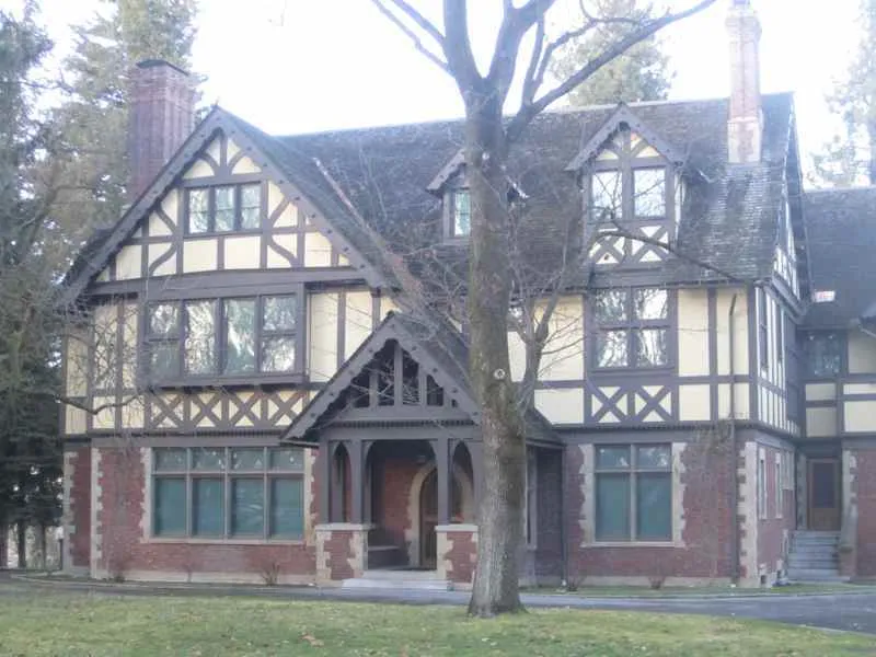 Campbell House