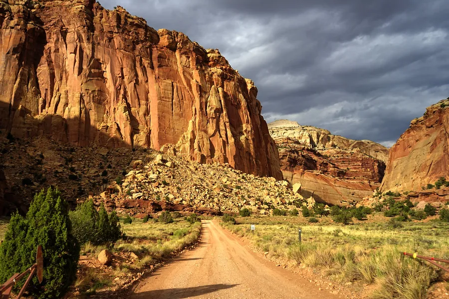 Capitol Gorge Trail