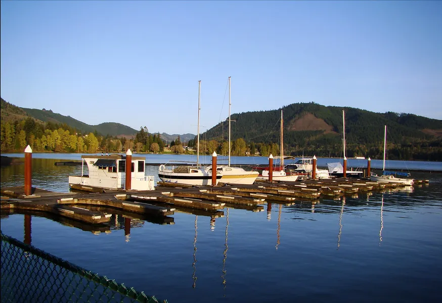 Captain John's Fawn Harbor & Marina