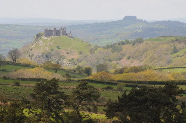 Carreg Cennen Castle