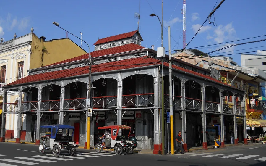 Casa de Fierro (Iron House)