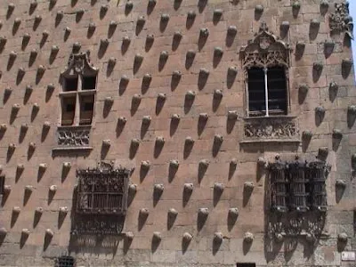 Casa de las Conchas (House of Shells)