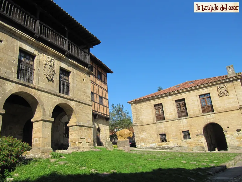Casa del Aguila y la Parra