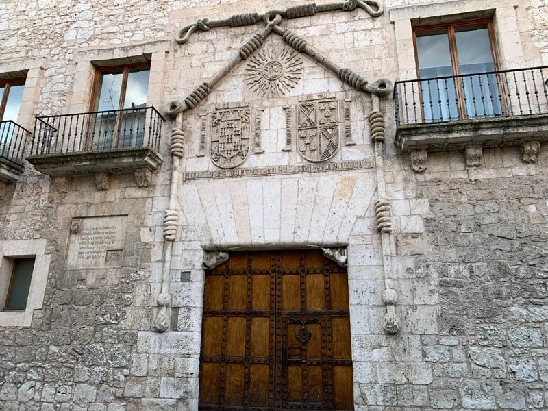 Casa del Cordón