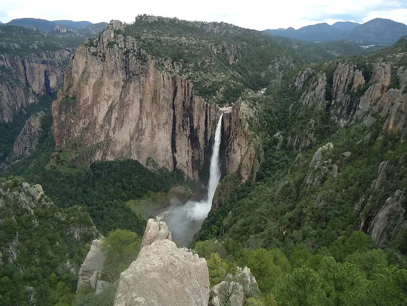 Cascada Barbas de Carranza