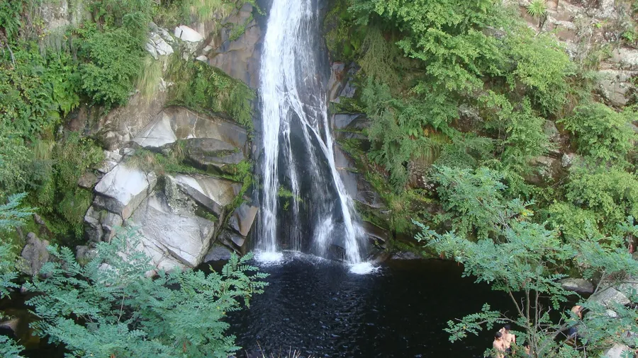 Cascada Escondida