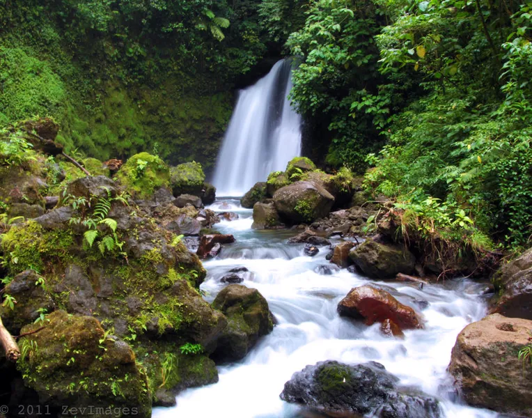 Cascada Verde (Uvita Waterfall)