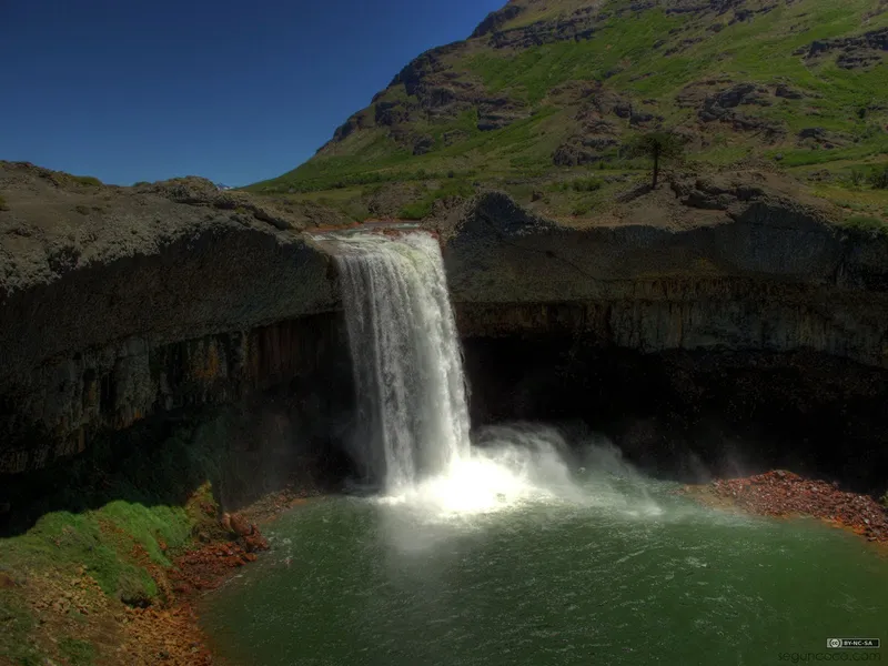 Cascada del Río Agrio
