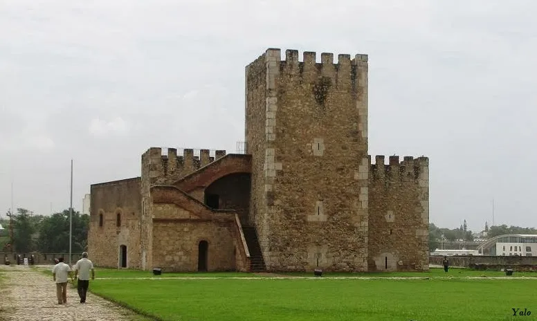 Castillo Mundo King
