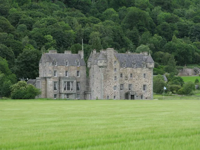 Castle Menzies