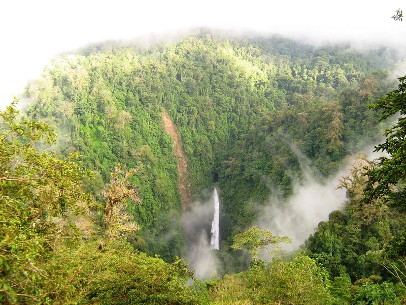 Catarata del Toro