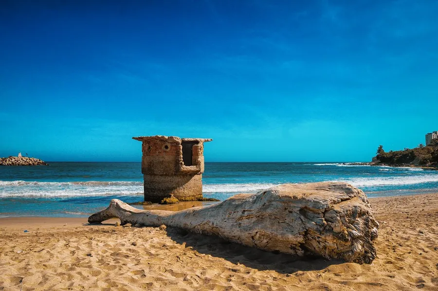 Catia La Mar Beach
